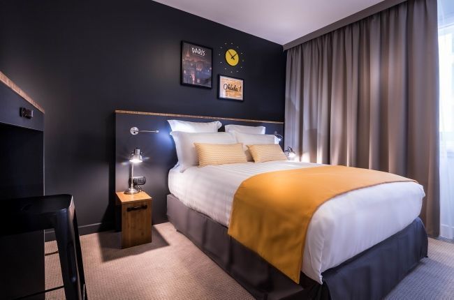 Best Western Plus Suitcase Paris - La Défense : Rooms inspired by travel